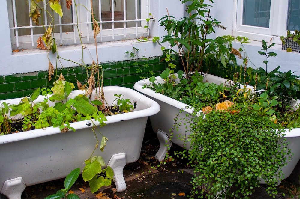 upcycling bathtubs