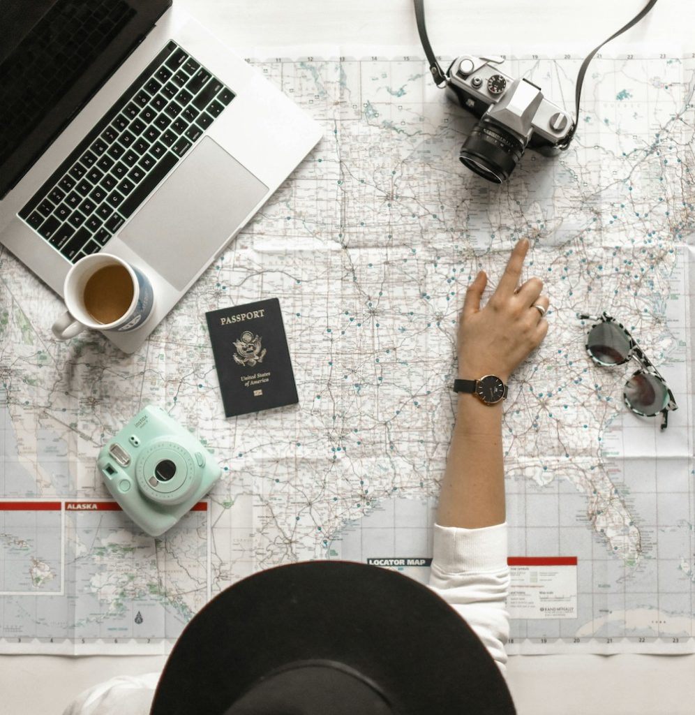 Modern travelers